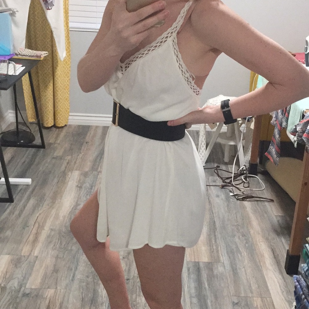 🩷3 for $20🩷Lulus White boho dress - Picture 9 of 9